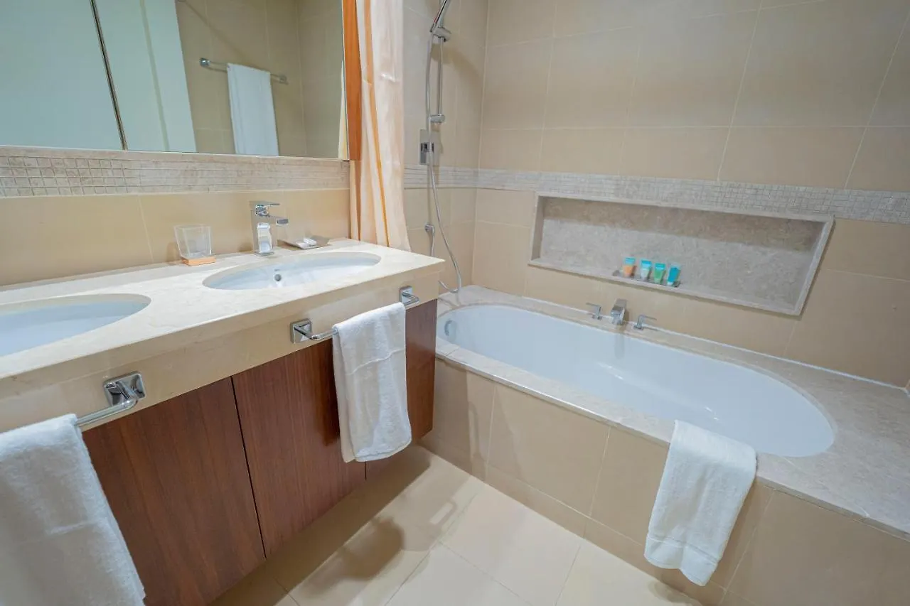3 Bed Burj Vista Breathtaking Burj Khalifa Views Apartment Dubai 0*,